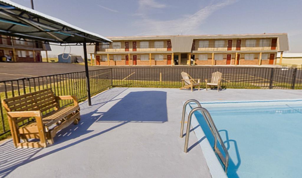 Americas Best Value Inn Wall Luaran gambar