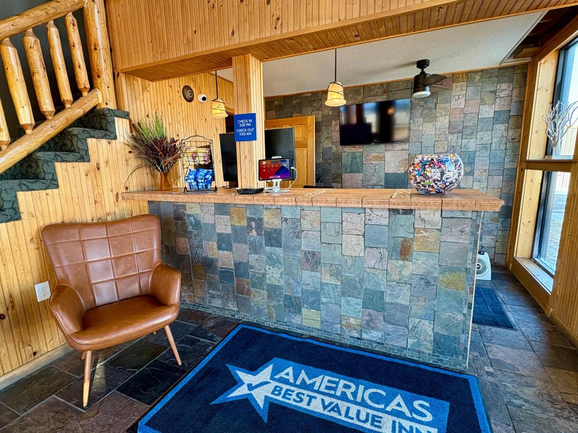 Americas Best Value Inn Wall Luaran gambar
